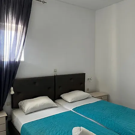 Ikaros (adults Only) Laganas