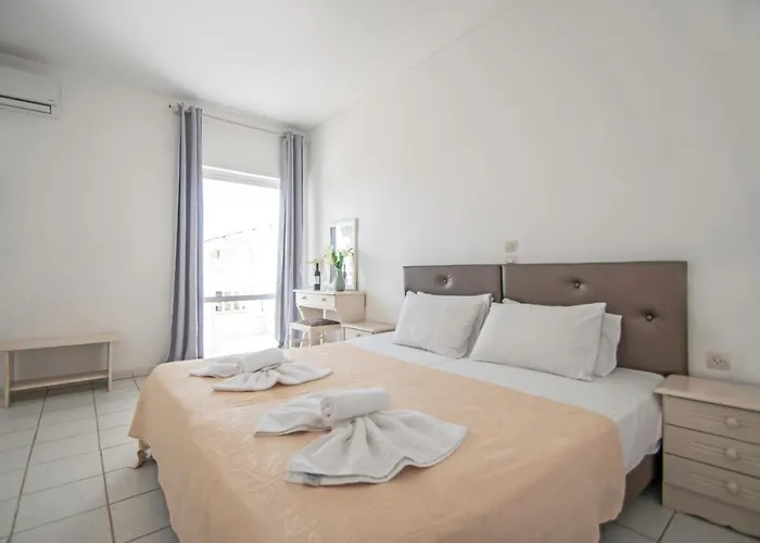 Отель Ikaros (adults Only) 3*