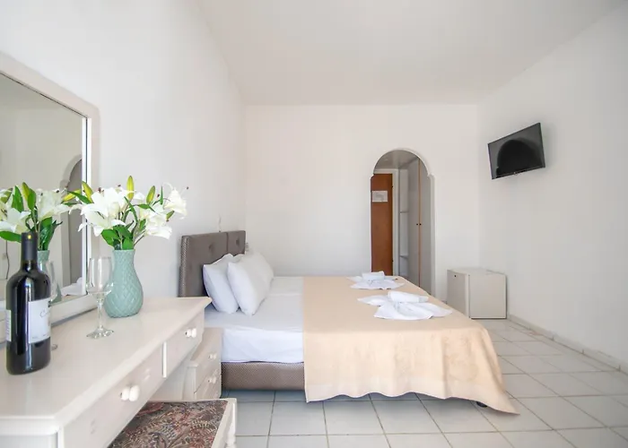 Ikaros (adults Only) Отель 3*